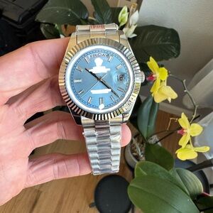 Silver Stainless Steel Watch with Light Blue Dial automatic mechanical